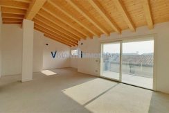 NOALE – Bellissimo Attico Travato a vista